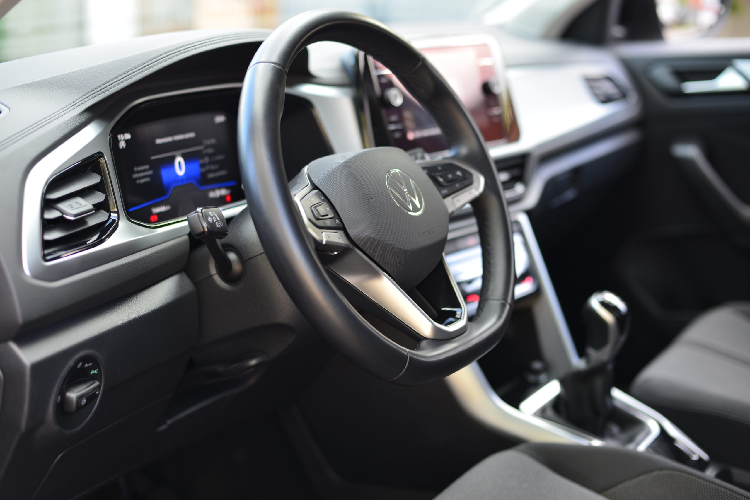 Volkswagen T-Roc T-Roc 2.0 tdi Life 115cv - immagine 5