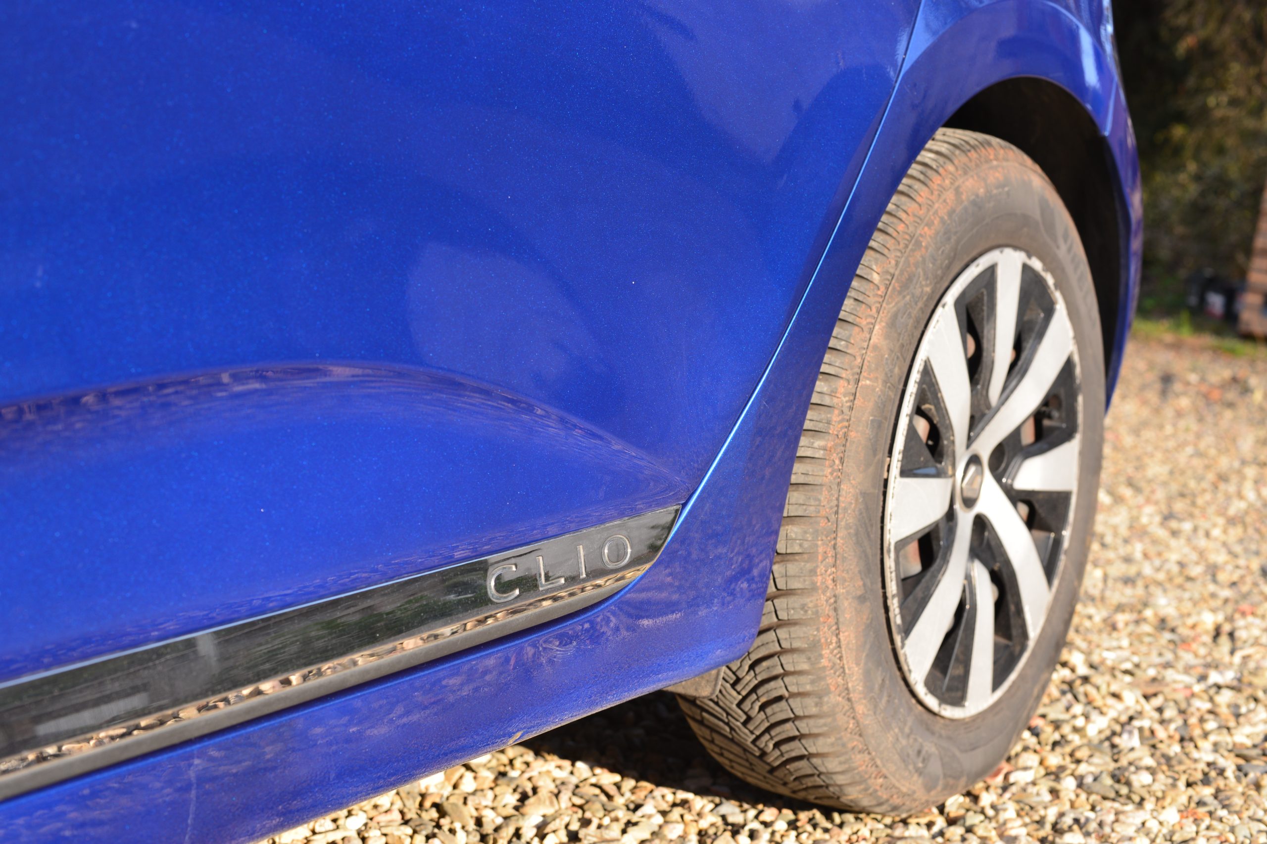 Renault Clio E-TECH HYBRID - immagine 6