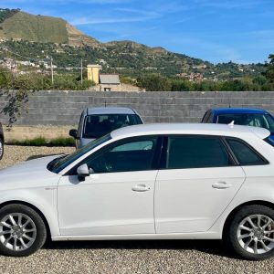 Audi Modello A3 Sportback, 1.6 TDI clean diesel, Sportback Attraction,