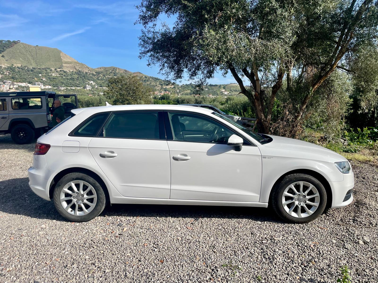 Audi Modello A3 Sportback, 1.6 TDI clean diesel, Sportback Attraction, - immagine 11